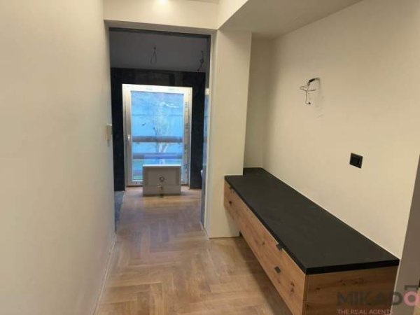 jepet me qera Vile 7.000 Euro