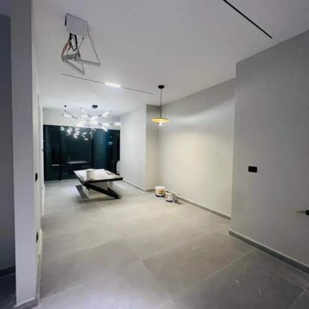 Tirane, shitet apartament 1+1 63 m² 82.000 Euro (Shkolla e Bashkuar)