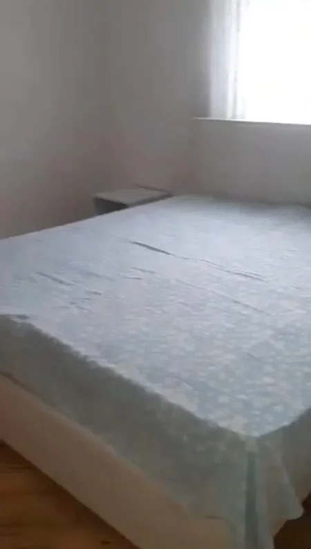 Tirane, jepet me qera apartament 2+1+BLK Kati 5, 85 m² 45.000 Leke (Myslym shyri,prane shkolles kostandin kristoforidh)