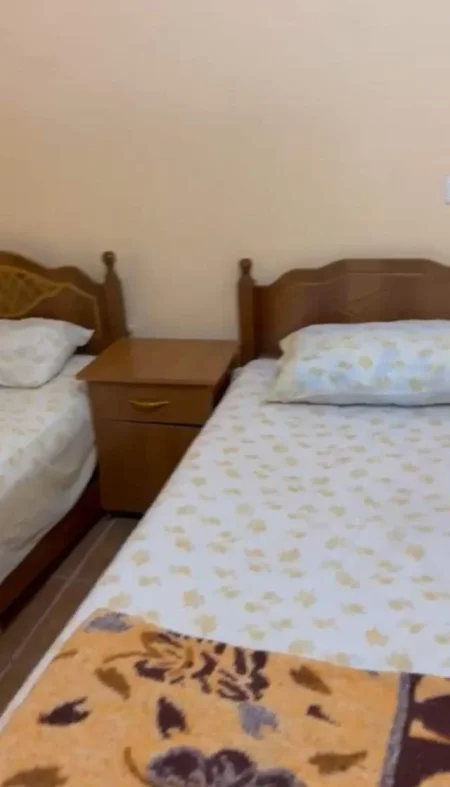 Tirane, jepet me qera apartament 2+1+BLK Kati 5, 85 m² 45.000 Leke (Myslym shyri,prane shkolles kostandin kristoforidh)