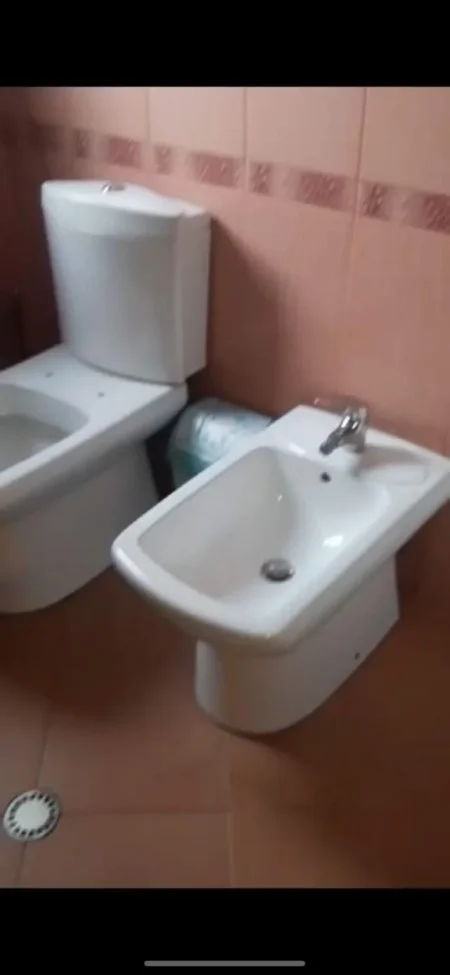 Tirane, jepet me qera apartament 2+1+BLK Kati 5, 85 m² 45.000 Leke (Myslym shyri,prane shkolles kostandin kristoforidh)