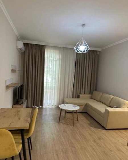 Tirane, jepet me qera apartament 1+1+BLK Kati 2, 60 m² 500 Euro (Liqeni i Thate)