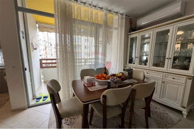 Tirane, shitet apartament 2+1 Kati 3, 109 m² 136.800 Euro (Kompleksi Fratari)