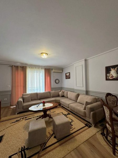 Tirane, jepet me qera apartament 2+1+BLK Kati 6, 100 m² 700 Euro (bllok , prane viles se enver hoxhes)