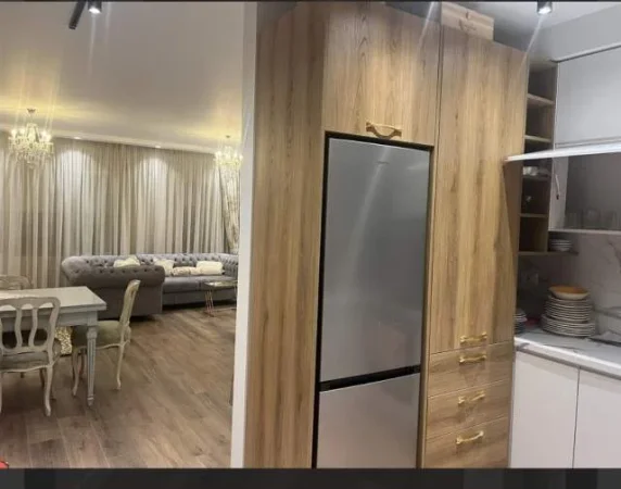 Tirane, jepet me qera apartament duplex Kati 2, 120 m² 890 Euro (Kodra e Diellit)