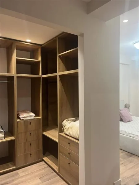 Tirane, jepet me qera apartament duplex Kati 2, 120 m² 890 Euro (Kodra e Diellit)