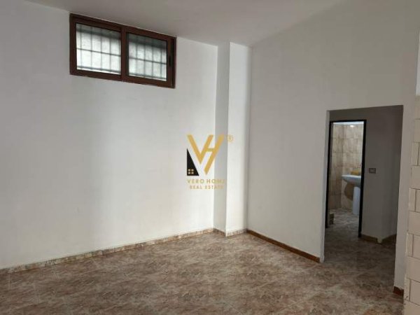 Tirane, shitet dyqan Kati 0, 92 m² 138.000 Euro (RRUGA MIHAL GRAMENO)