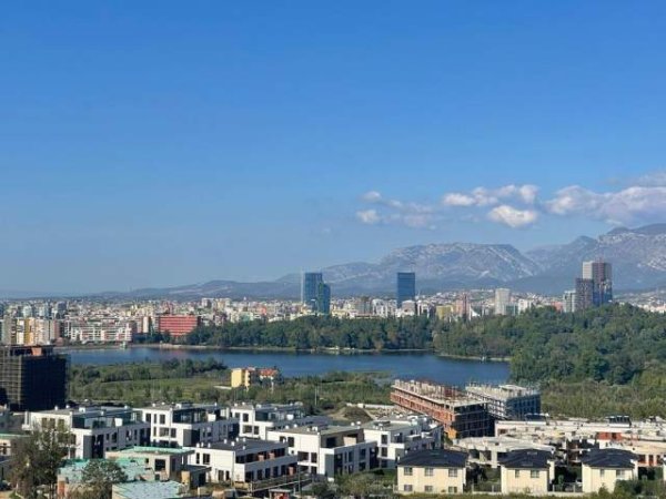 Tirane, shitet Vile 667 m²