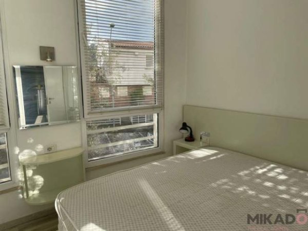 Tirane, jepet me qera 3+1 Kati 1, 110 m² 650 Euro