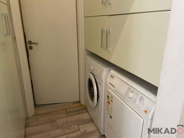 Tirane, jepet me qera 3+1 Kati 1, 110 m² 650 Euro