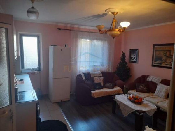 Tirane, shitet apartament 2+1+BLK Kati 2, 80 m² 130.000 Euro (rruga bardhyl)