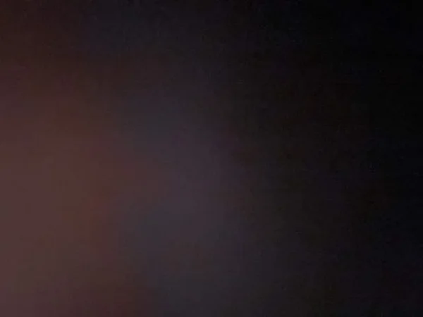 Tirane, jap me qera apartament 2+1 300 Leke (Jepet me Qera)