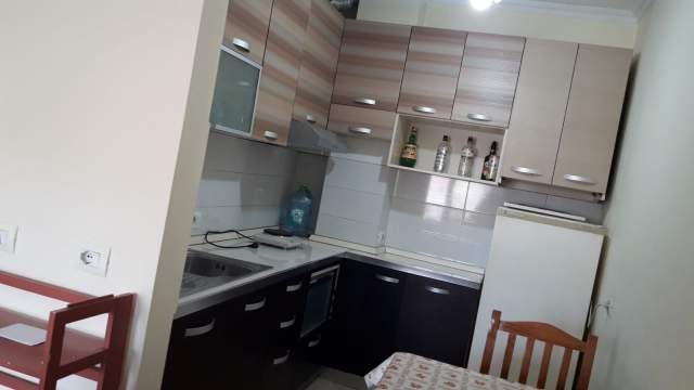 Tirane, jepet me qera apartament 1+1 Kati 4, 45 m² 30.000 Leke (don bosko)