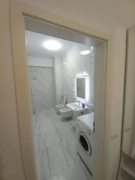 Tirane, jepet me qera apartament 2+1+BLK Kati 6, 95 m² 600 Euro (Rruga Siri Kodra)