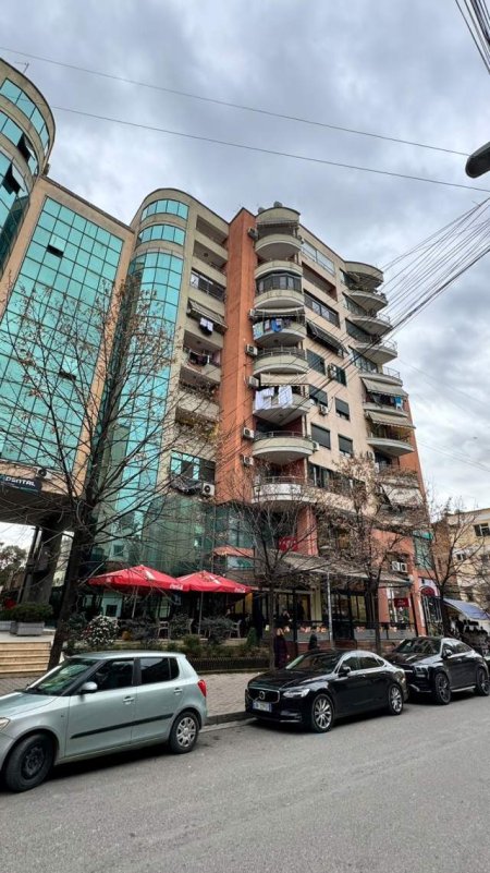 Tirane, shitet apartament 2+1+A+BLK Kati 4, 114 m² 190.000 Euro (Rruga Frederik Shiroka)