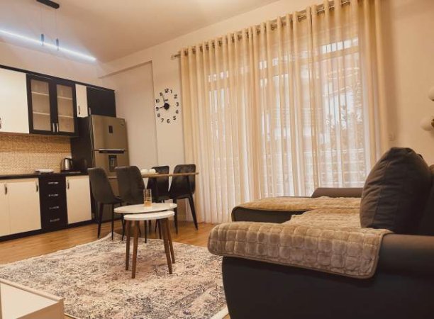 Tirane, jepet me qera apartament 1+1+BLK Kati 2, 67 m² 550 Euro (Rruga Peti)