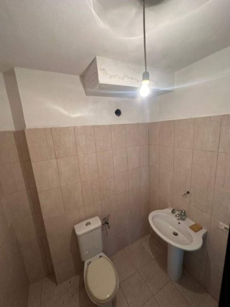 Tirane, shitet ambjent biznesi Kati 1, 85 m² 75.000 Euro (Kodra e Diellit)