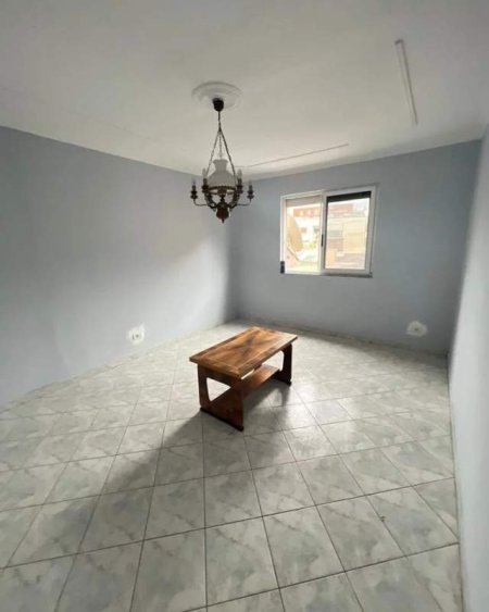 Tirane, shitet apartament 3+1+2wc+2 Depo  Kati 3, 120 m² 135.000 Euro (Ali Demi)