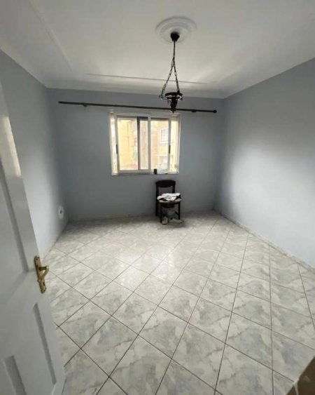 Tirane, shitet apartament 3+1+2wc+2 Depo  Kati 3, 120 m² 135.000 Euro (Ali Demi)