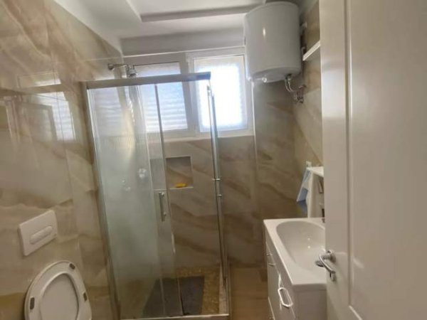 Tirane, shitet apartament 1+1+BLK Kati 4, 73 m² 135.000 Euro (Kopshti zoologjik)