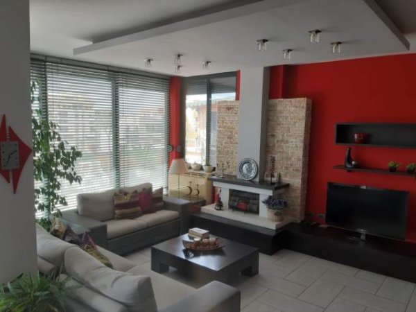 Tirane, jepet me qera apartament 3+1+A+BLK Kati 7, 225 m² 1.200 Euro (someg)