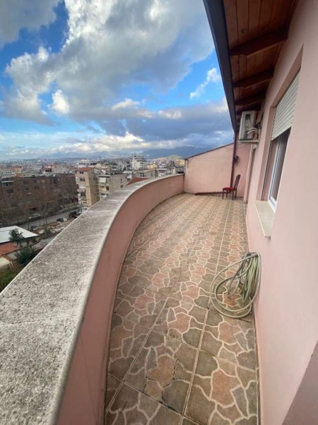 Tirane, ofert apartament 2+1 Kati 6, 120 m² 180.000 Euro (Ferit Xhajko)