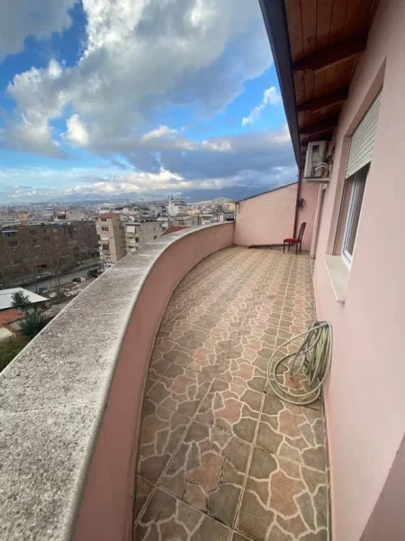 Tirane, ofert apartament 2+1 Kati 6, 120 m² 180.000 Euro (Ferit Xhajko)