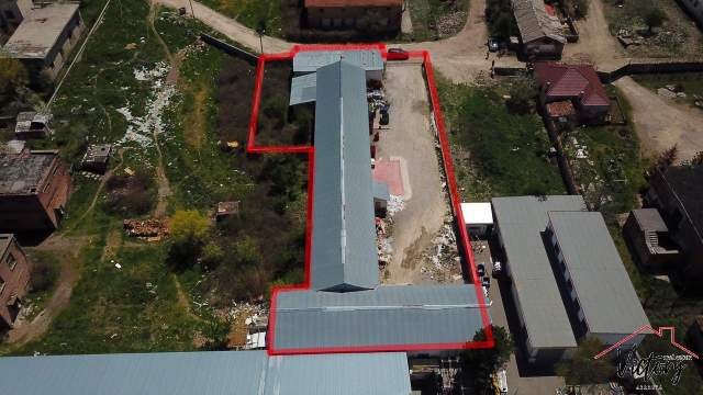 Korce, shitet ambjent biznesi 1.873 m² 350.000 Euro (Rruga Korce-Tirane, zone industriale)