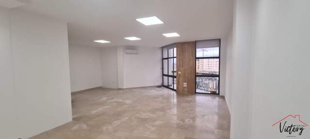 Tirane, jepet me qera zyre Kati 6, 147 m² 1.600 Euro (Rruga e Kavajes)