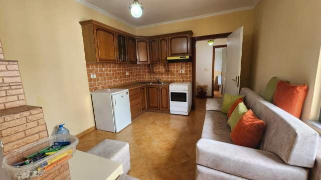 Tirane, shitet garsonier Kati 5, 48 m² 72.000 Euro (Pallati me Shigjeta)