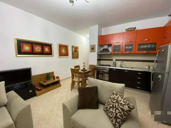 Tirane, jepet me qera apartament 1+1+BLK Kati 8, 75 m² 550 Euro (don bosko)