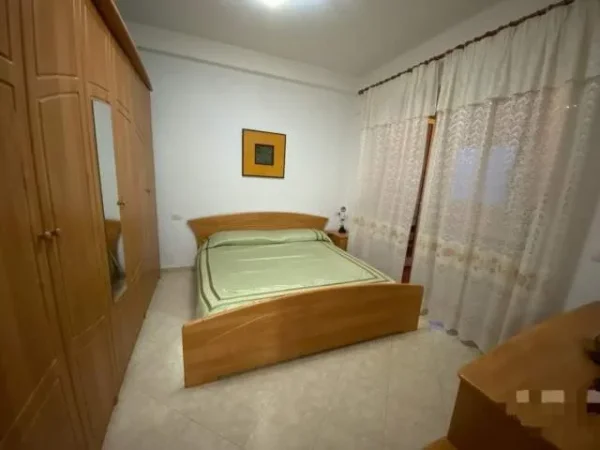 Tirane, jepet me qera apartament 1+1+BLK Kati 8, 75 m² 550 Euro (don bosko)