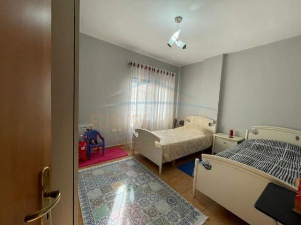 Tirane, shitet apartament 2+1+BLK Kati 2, 103 m² 139.000 Euro (Bulevardi Bajram Curri)