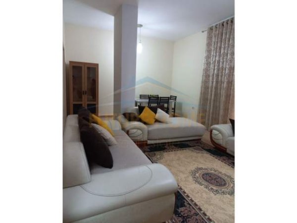 Tirane, jepet me qera apartament 3+1 Kati 2, 161 m² 1.500 Euro ("Kompleksi Nobis", Rruga Sami Frashëri)