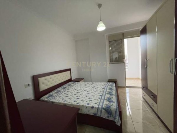 Tirane, jepet me qera apartament 2+1+BLK Kati 4, 104 m² 470 Euro (Don Bosko)