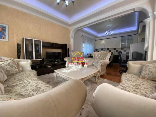 Vlore, shitet shtepi 1 Katshe Kati 1, 400 m² 87.000 Euro (Lagjia Kushtrimi,Vlore)