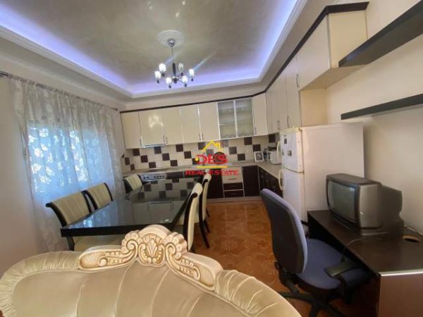 Vlore, shitet shtepi 1 Katshe Kati 1, 400 m² 87.000 Euro (Lagjia Kushtrimi,Vlore)