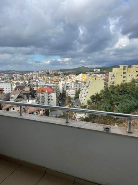 Tirane, jepet me qera apartament 2+1+BLK Kati 6, 85 m² 330 Euro (Fresk , rruga e dajtit)