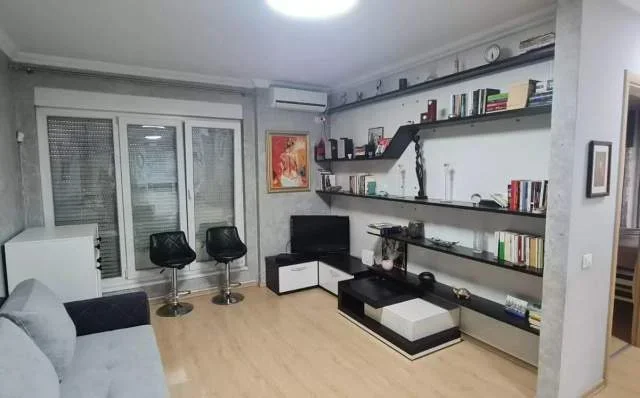 Tirane, jepet me qera apartament 2+1+BLK Kati 4, 100 m² 700 Euro (Kompleksi Homeplan,Report TV)