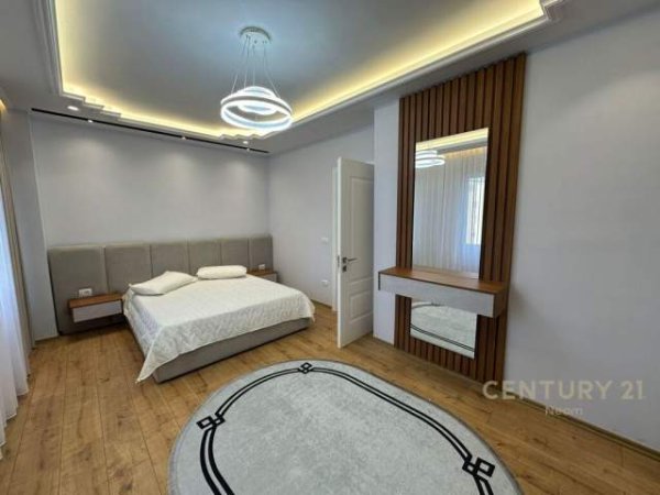 Tirane, jepet me qera apartament 2+1+A+BLK Kati 5, 127 m² 1.300 Euro (LIQENI I THATE)