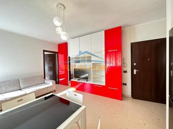 Tirane, jepet me qera apartament 1+1+BLK Kati 3, 60 m² 500 Euro (Kopshti Zoologjik)
