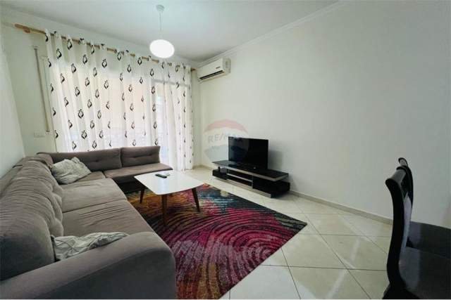 Tirane, jepet me qera apartament 2+1+A+BLK Kati 3, 110 m² 500 Euro (Kopshti Botanik)