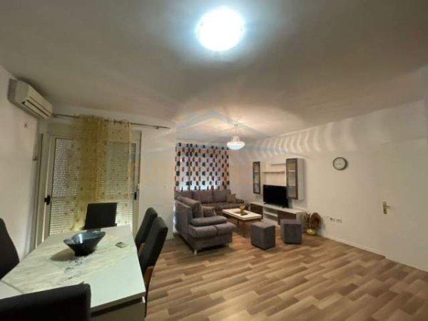 Tirane, shitet apartament 2+1+BLK Kati 1, 120 m² 170.000 Euro (Liqeni i Thate)