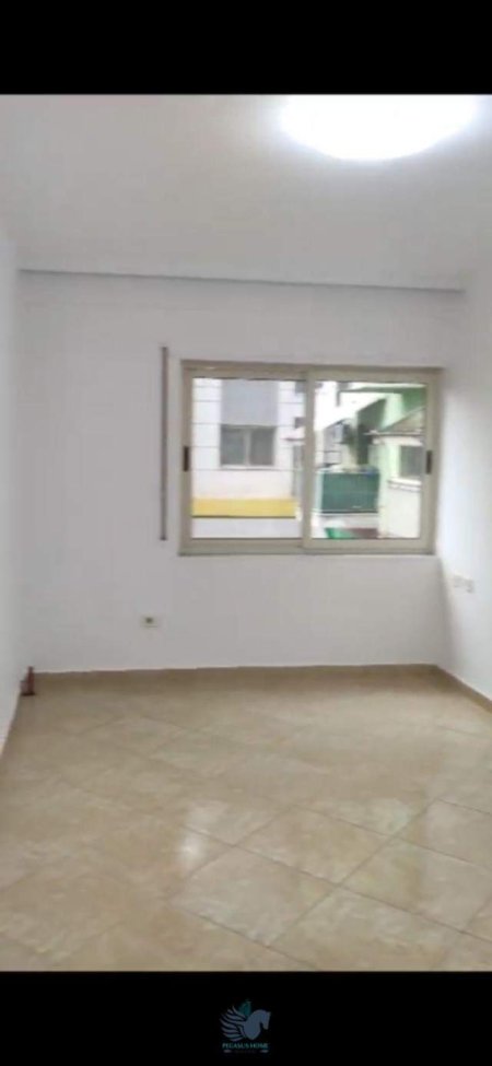 Tirane, jepet me qera apartament 2+1+BLK Kati 2, 97 m² 500 Euro (21 Dhjetori)