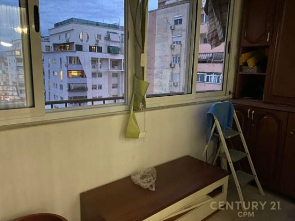 Tirane, jepet me qera apartament 1+1 Kati 7, 74 m² 550 Euro (Rruga Medar Shtylla, Komuna e Parisit)