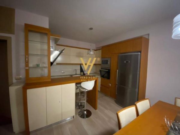 Tirane, shitet apartament 2+1 Kati 4, 126 m² 210.000 Euro (LIQENI ARTIFICIAL)