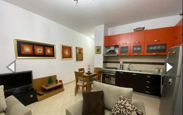 Tirane, jepet me qera apartament 1+1+A+BLK Kati 8, 75 m² 500 Euro (Don Bosko)