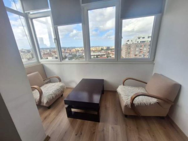 Tirane, jepet me qera garsonier Kati 7, 55 m² 450 Euro (Rr Muhamet Gjollesha)