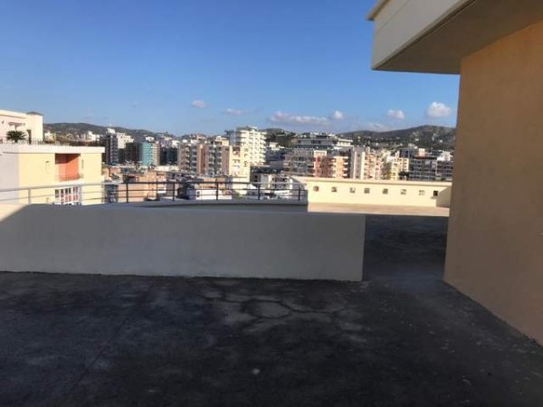 Shqiperi, shes Penthouse 3+1+BLK 135 m² 150.000 Euro (Vlore)