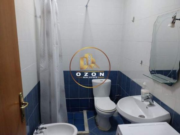 Tirane, jepet me qera apartament 1+1 Kati 3, 60 m² 500 Euro (Rruga Elbasanit)